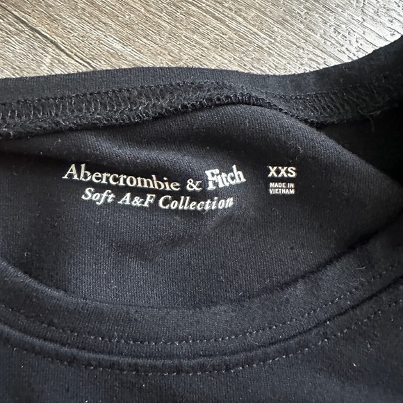 Abercrombie soft AF padded shoulder sleeveless bodysuit - Picture 2 of 3